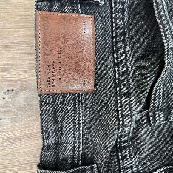 Zara Man Men’s Black Straight Leg Denim Jeans Size 30 - Picture 4 of 4